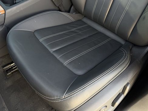 Used 2023 Audi Q5 2.0T Premium w/ Convenience Package image 24