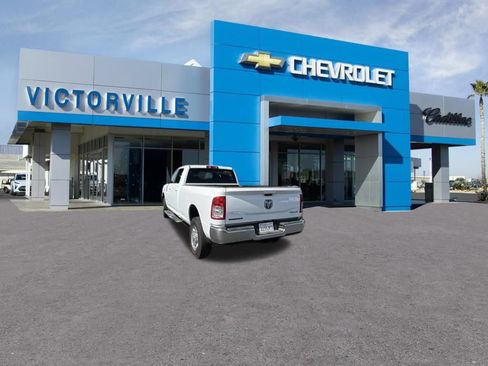 Used 2022 RAM 3500 Big Horn AWD/4WD image 7