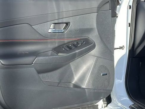 New 2026 Nissan Sentra SR w/ SR Premium Package FWD image 21