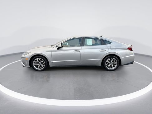 Certified 2023 Hyundai Sonata SEL w/ Preferred Accessory Package image 5