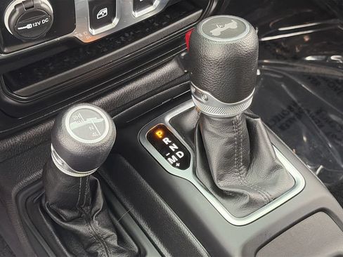 Used 2023 Jeep Wrangler Sport AWD/4WD image 22