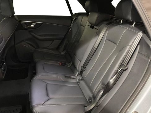 Used 2025 Audi Q8 Premium w/ Convenience Package AWD/4WD image 14