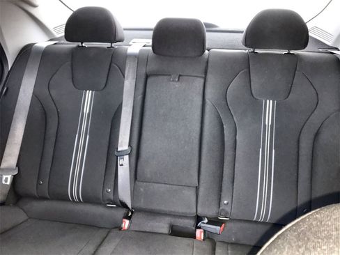 Used 2024 Hyundai Elantra SEL w/ Convenience Package image 23