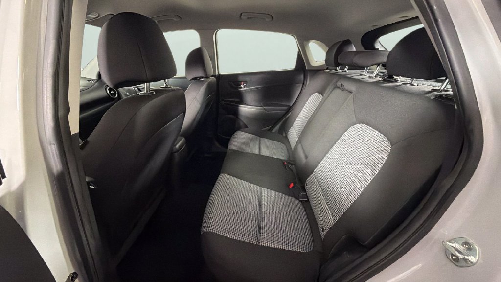 Used 2022 Hyundai Kona SE FWD image 26