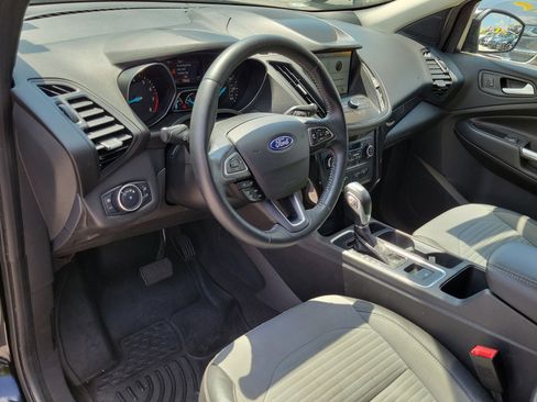 Used 2019 Ford Escape SE image 19