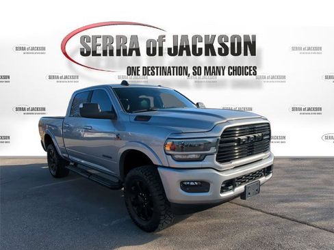 Used 2022 RAM 2500 Laramie w/ Night Edition image 2