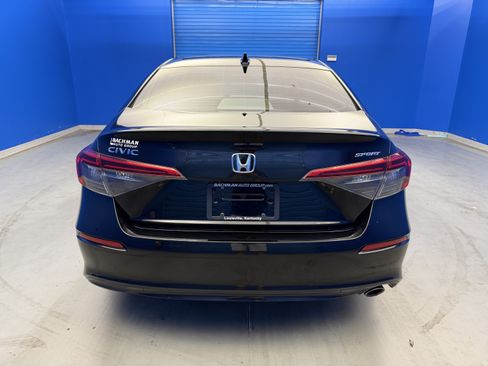 Used 2023 Honda Civic Sport image 6