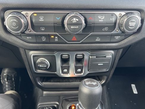 New 2026 Jeep Wrangler Sport image 29