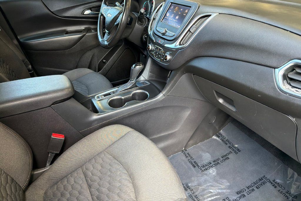 Used 2020 Chevrolet Equinox LT AWD/4WD image 14