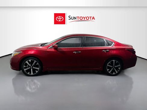 Used 2018 Nissan Altima 2.5 SR FWD image 7