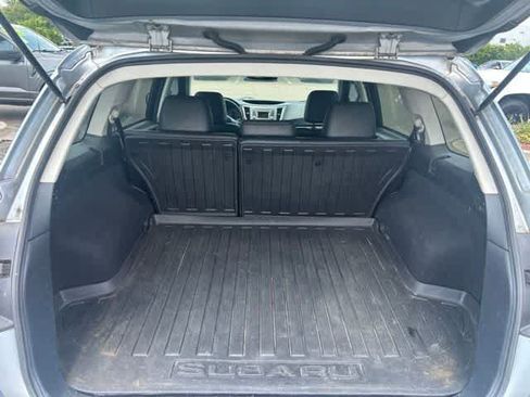 Used 2014 Subaru Outback 2.5i Limited AWD/4WD image 14