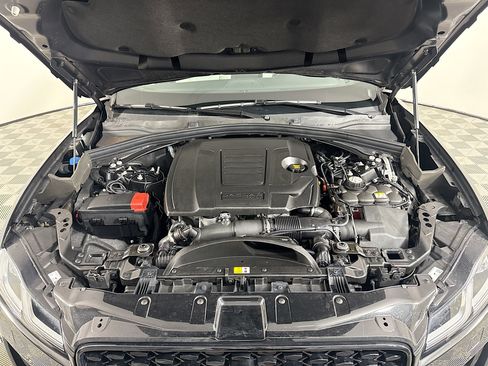 Used 2025 Jaguar F-PACE R-Dynamic S image 39