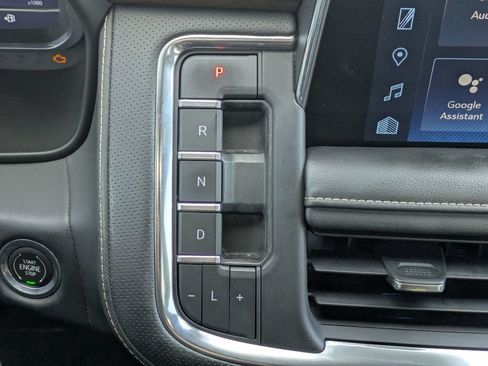 Used 2023 Chevrolet Tahoe Premier w/ LPO, Illumination Package RWD image 23