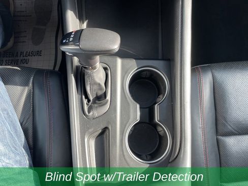 Used 2024 Dodge Durango GT image 22