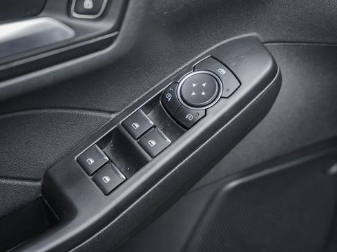 Used 2025 Ford Escape ST-Line image 40