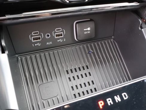 New 2026 Jeep Grand Cherokee Altitude AWD/4WD image 26