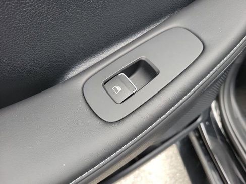 Used 2023 Hyundai Sonata Limited FWD image 11