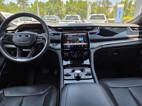 Used 2023 Jeep Grand Cherokee L Overland w/ Rear Seat Video Group I AWD/4WD image 15