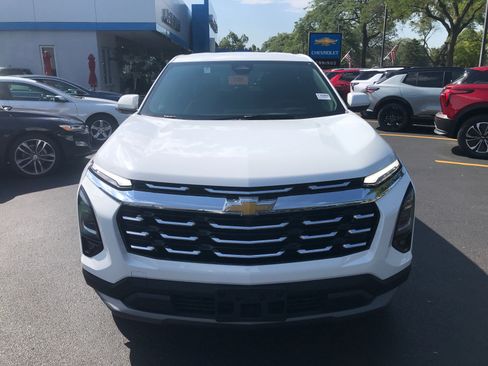 New 2025 Chevrolet Equinox LT w/ Safety and Technology Package FWD image 25