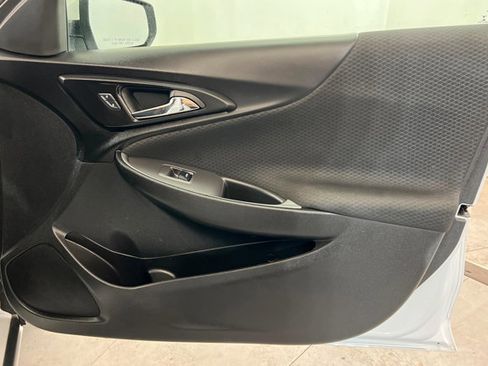 Used 2025 Chevrolet Malibu LT image 22