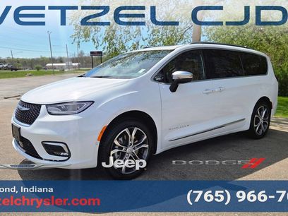 New 2026 Chrysler Pacifica Pinnacle