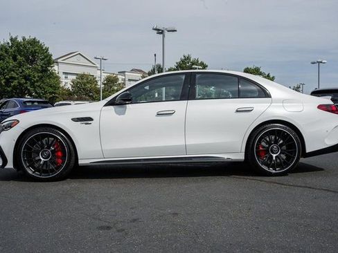 New 2026 Mercedes-Benz E 53 AMG e 4MATIC Sedan image 4