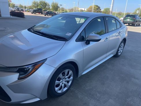 Used 2023 Toyota Corolla LE image 25