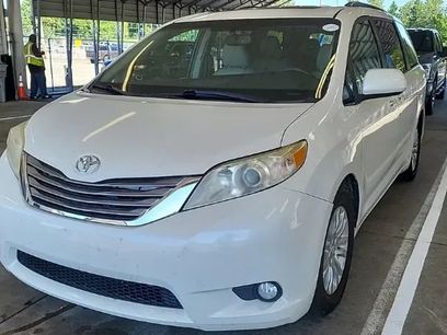 Used 2017 Toyota Sienna XLE w/ XLE Navigation Package