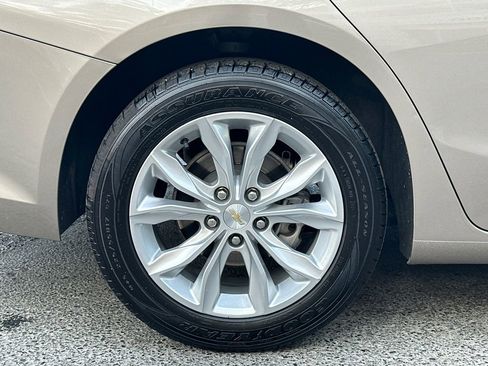 Used 2024 Chevrolet Malibu LT FWD image 8