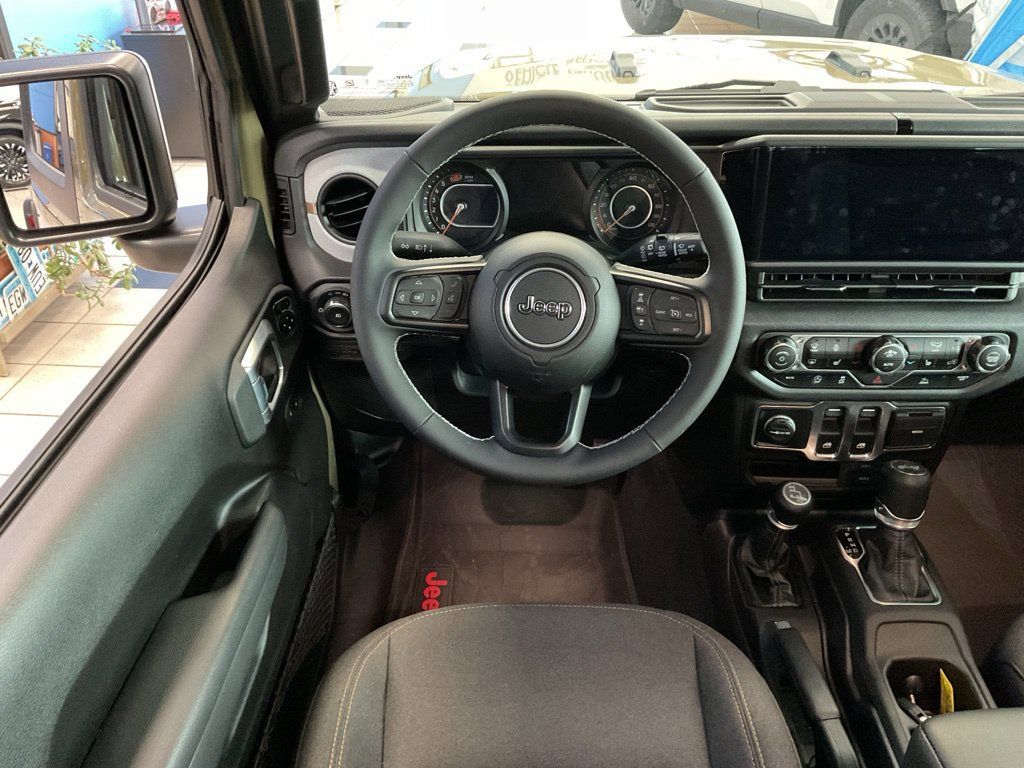 Used 2025 Jeep Wrangler Sport AWD/4WD image 14