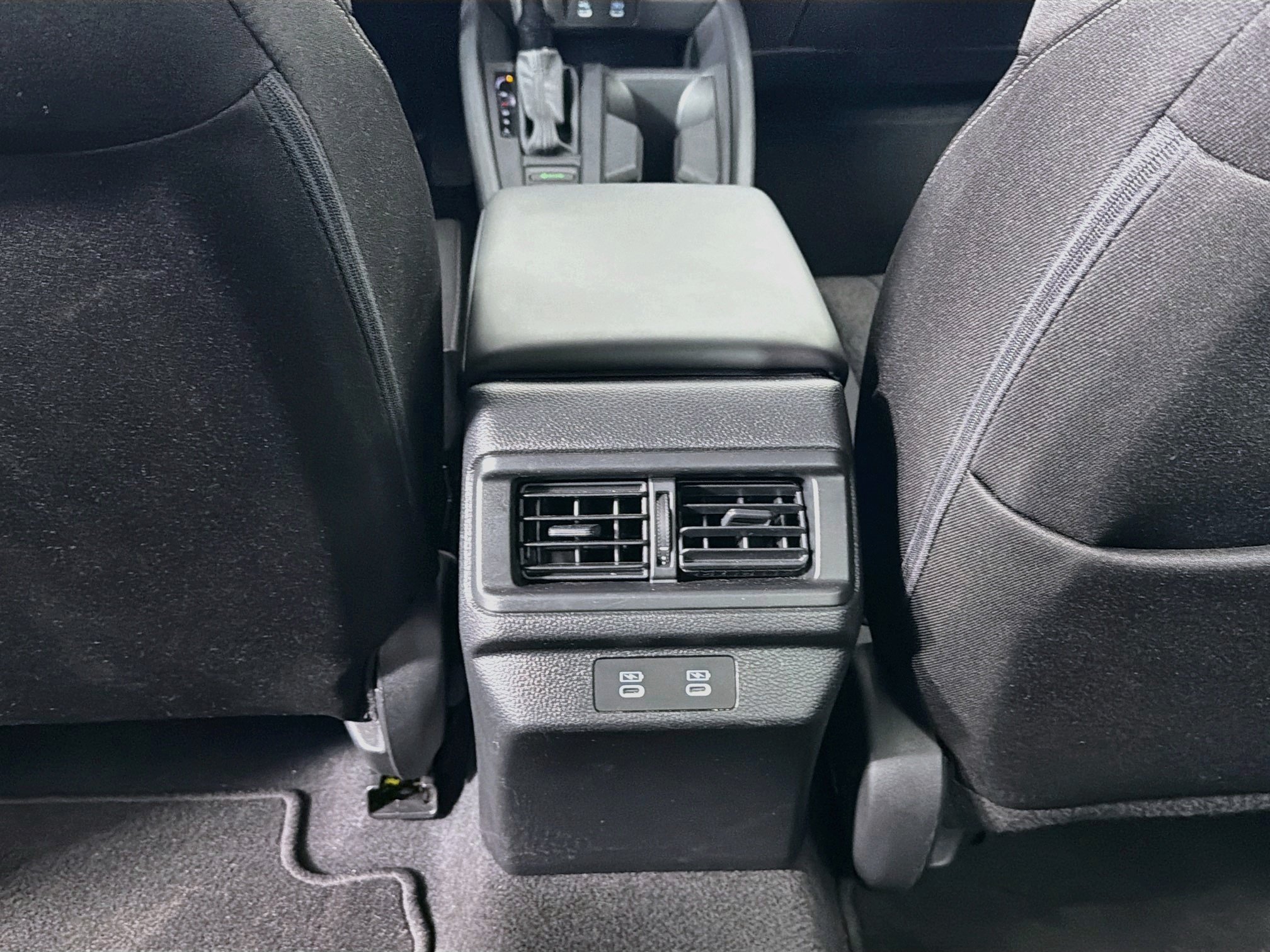 Used 2025 Honda Accord SE image 27
