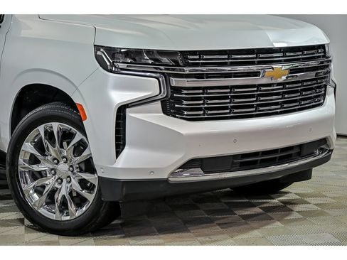 Used 2024 Chevrolet Tahoe Premier w/ Advanced Technology Package AWD/4WD image 2
