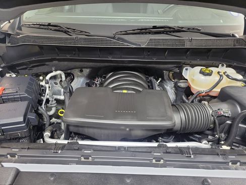 Used 2024 Chevrolet Silverado 1500 RST w/ Z71 Off-Road Package image 10