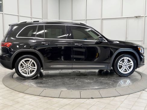 Used 2020 Mercedes-Benz GLB 250 4MATIC image 9