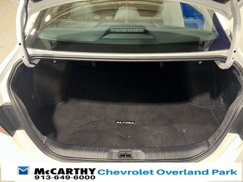 Used 2025 Nissan Altima 2.5 SV image 26