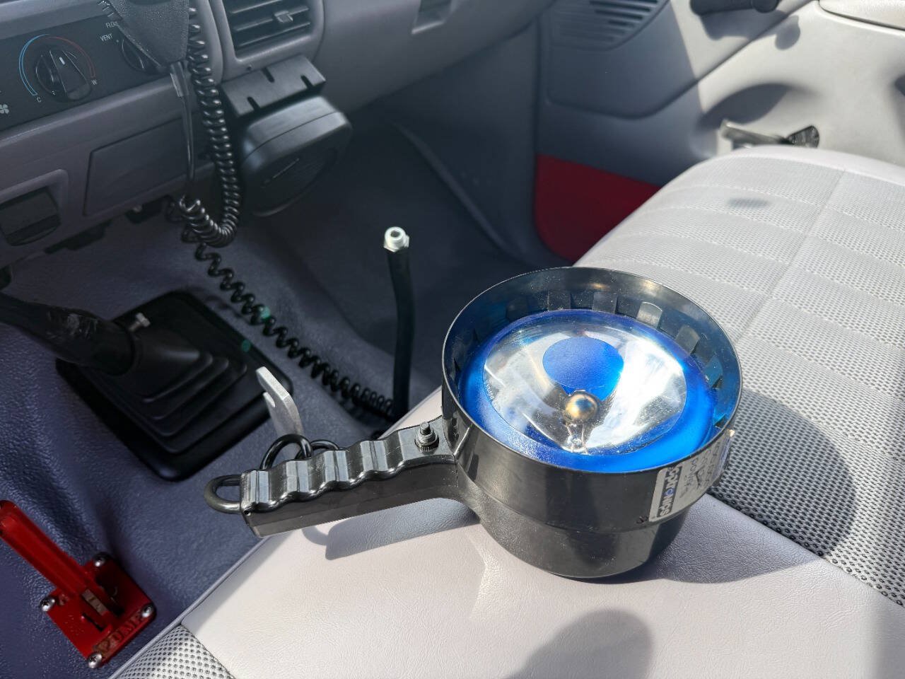 Used 1995 Ford F450 2WD Regular Cab Super Duty image 45