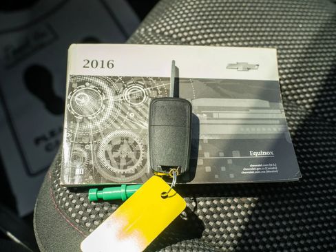 Used 2016 Chevrolet Equinox LT w/ Convenience Package FWD image 24