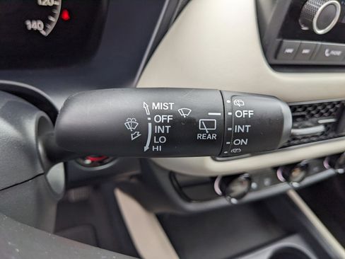 Used 2023 Honda HR-V LX image 23