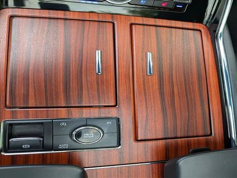 Used 2024 Lincoln Navigator L Reserve AWD/4WD image 40