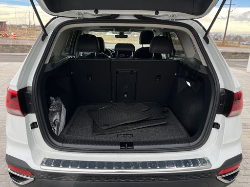 Certified 2024 Volkswagen Taos SE image 28