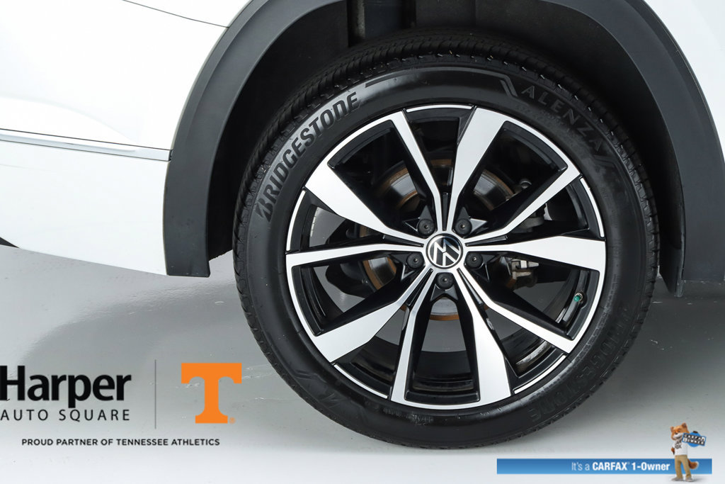 Used 2024 Volkswagen Atlas SEL Premium R-Line AWD/4WD image 53