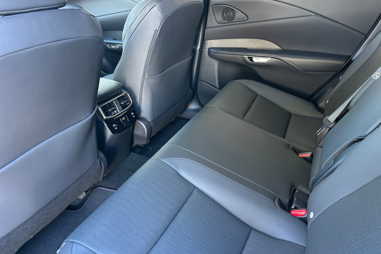 New 2026 Lexus RX 350 Premium w/ Accessory Package (Z1) FWD image 9