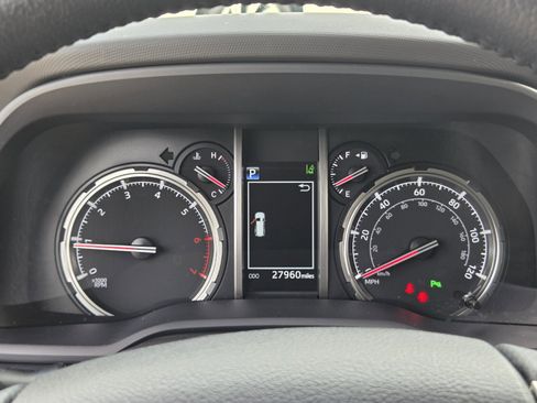 Used 2024 Toyota 4Runner Limited RWD image 21