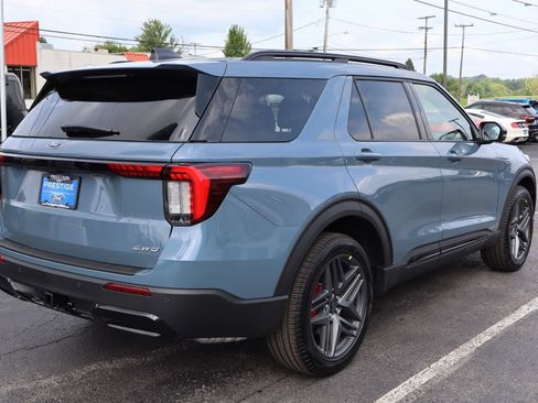 New 2026 Ford Explorer ST-Line w/ ST-Line Street Pack AWD/4WD image 7