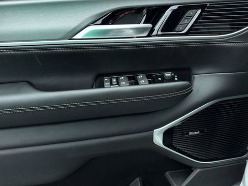 New 2026 Jeep Grand Wagoneer Limited AWD/4WD image 24