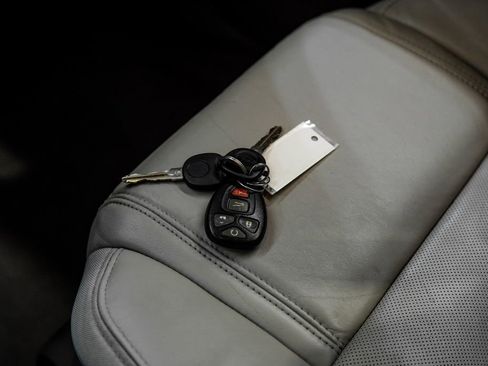 Used 2017 Chevrolet Traverse Premier FWD image 56