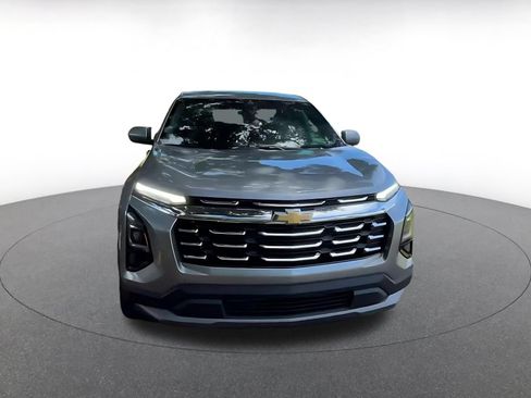 Used 2025 Chevrolet Equinox LT FWD image 4