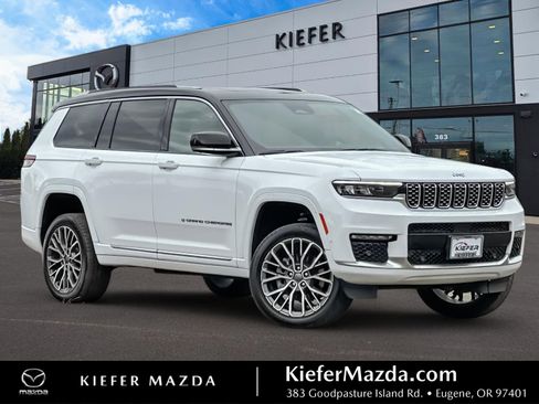 Used 2023 Jeep Grand Cherokee L Summit AWD/4WD image 1