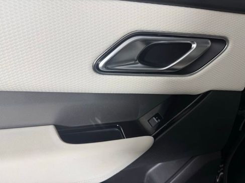 Used 2023 Land Rover Range Rover Velar S image 22