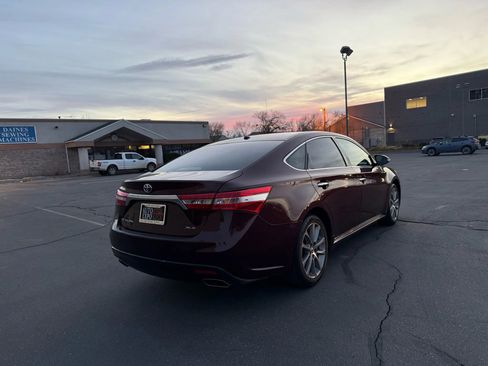 Used 2014 Toyota Avalon XLE Touring image 5